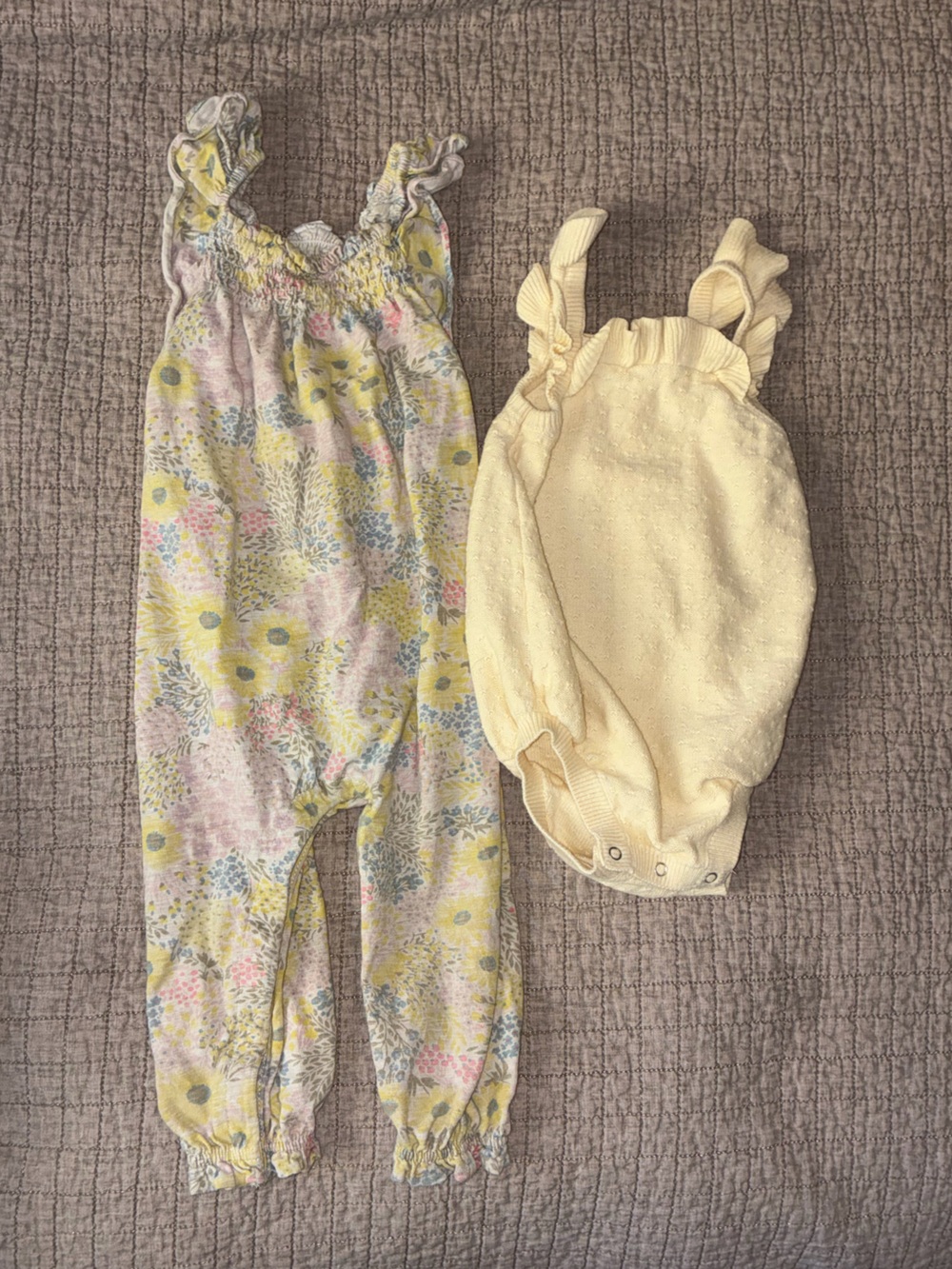 GAP Yellow Floral and Cream Kids Matching Set